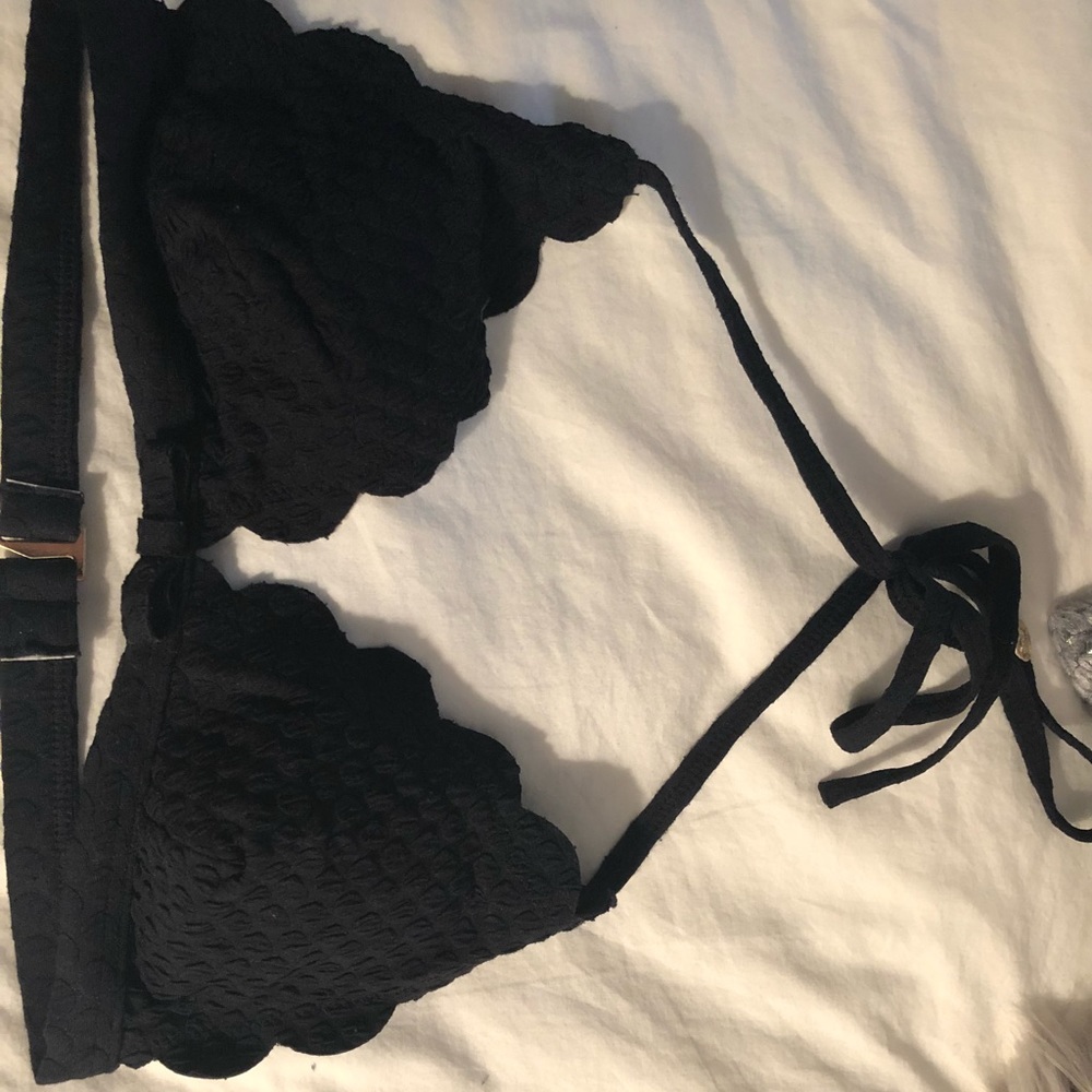 Kate Spade Scalloped Bikini Top